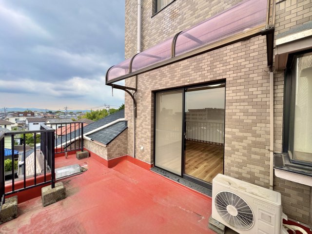 ディアレスト四ツ池のバルコニー