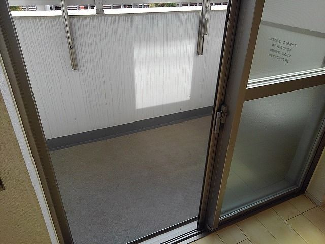 アベニール国立のバルコニー