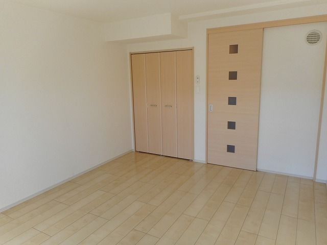 アベニール国立の内装