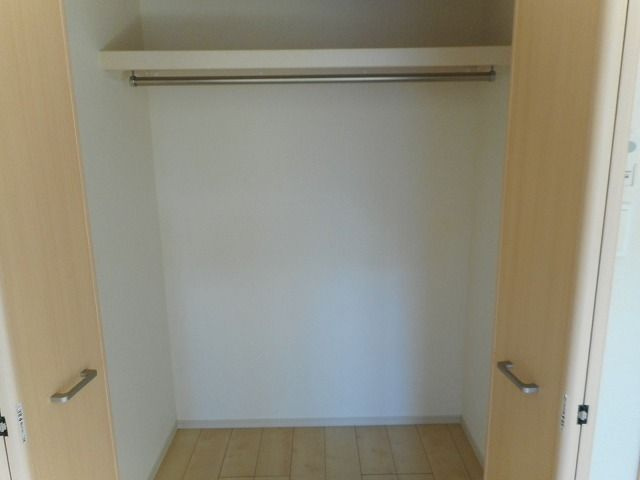 アベニール国立の収納