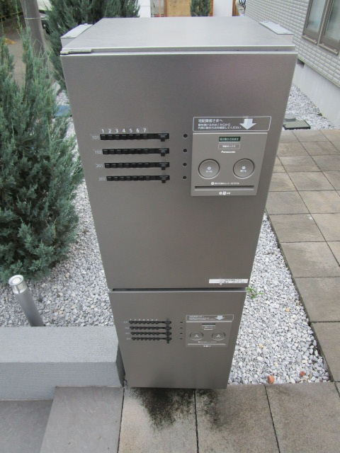 シアン・フルール・ドゥーのロビー