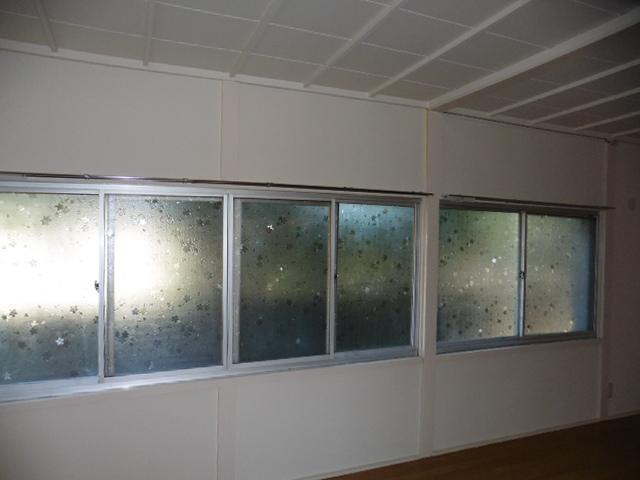 坂田アパート 102号の洋室