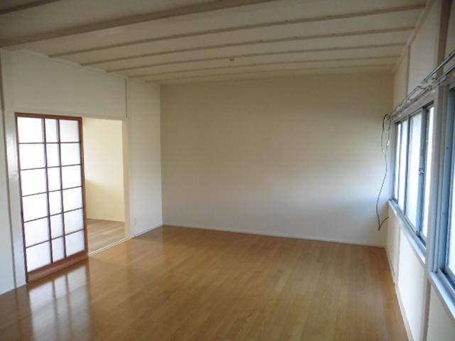 坂田アパート 102号の洋室