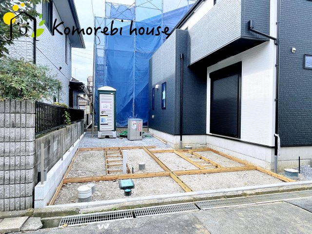 鴻巣市大芦　新築一戸建て　グラファーレ　01の駐車場|9/30　撮影