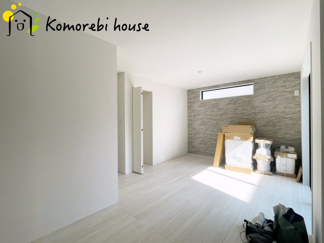 鴻巣市大芦　新築一戸建て　グラファーレ　01の居間・リビング|おしゃれなリビングです