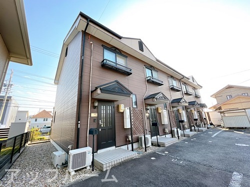 春日井市大留町８丁目のアパートの外観