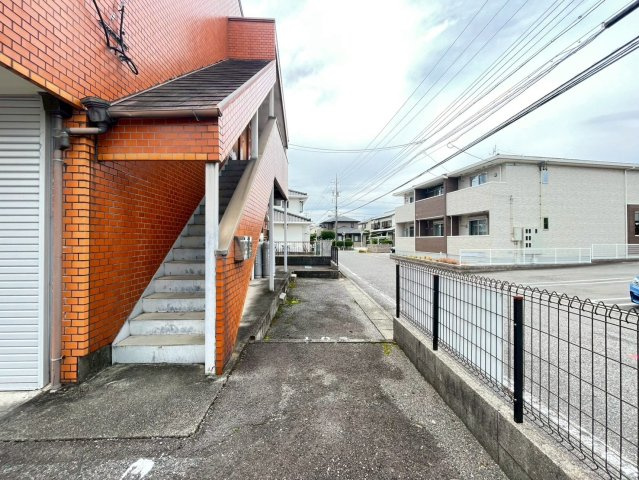 高木ビル 1階の貸店舗・事務所の外観