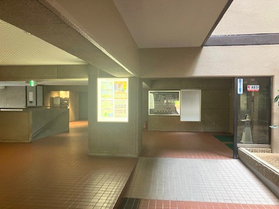 【その他共用部分】 | ライオンズマンション大阪狭山弐番館 | 総戸数187戸の大規模マンション！エレベーターがあるので、スムーズな移動が叶います。