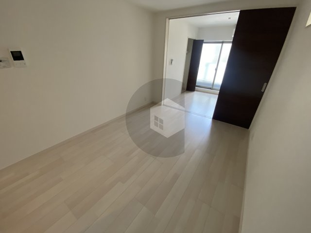 LEPUS御厨Bの洋室