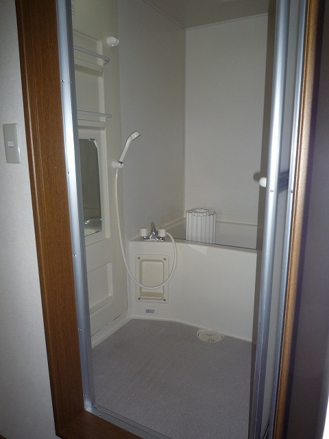 柏崎市大字藤橋のアパートの浴室