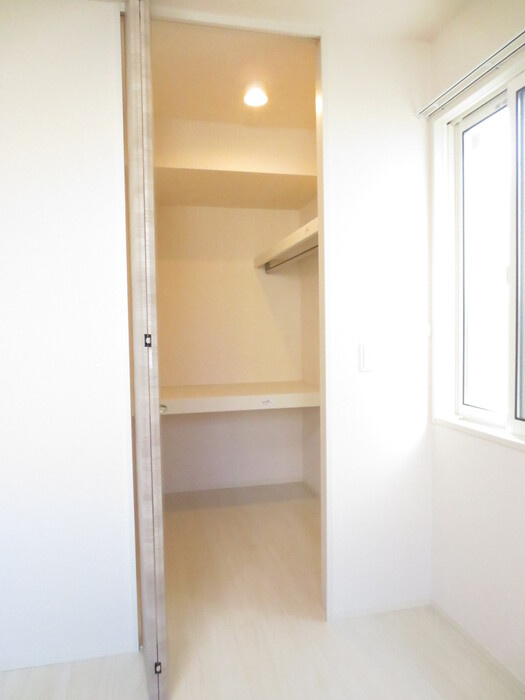 ラ・ナチュール B棟|Ｂ105 ウォークインクローゼット