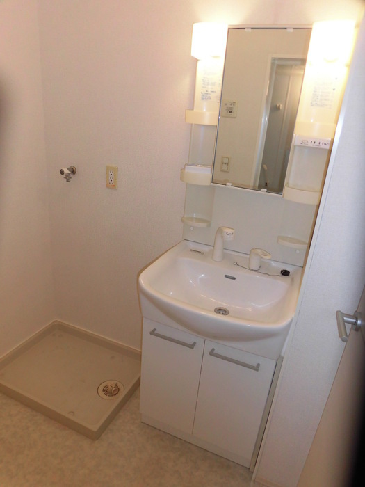 ハッピネス郡元|101 洗髪洗面化粧台・洗濯機置き場