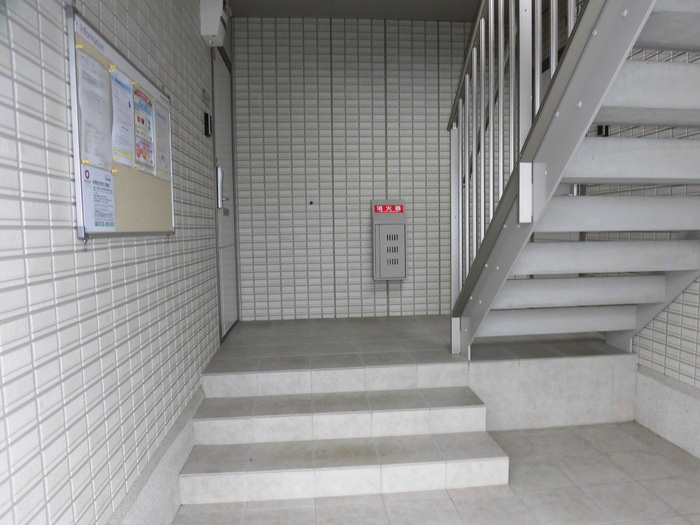 ガレンド吉尾 A棟のエントランス|エントランス