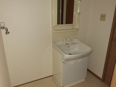 【洗面所】 | ミーツハオスＵＯＥ | スペースが確保できる洗面所です