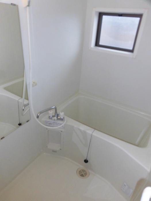 ウィルコート志比田|203 浴室
