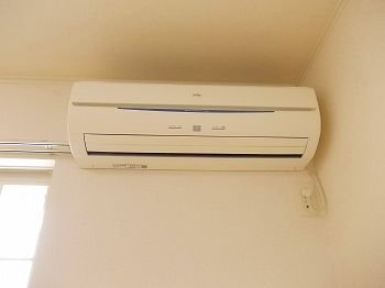 カレントの設備