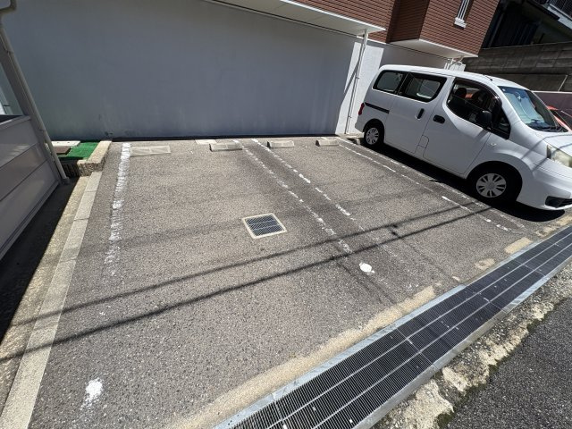 セレーノ・カーサの駐車場