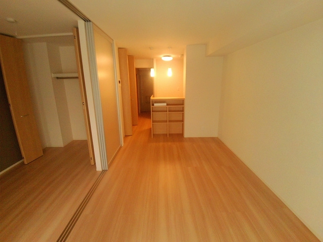 マ・メゾン岩屋の居間・リビング