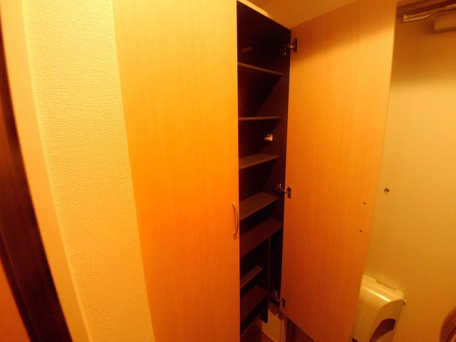 マ・メゾン岩屋の収納|シューズボックス