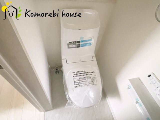 川島町下伊草　新築一戸建て　いろどりアイタウン　04のトイレ|トイレです