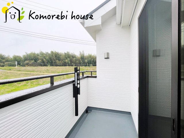 川島町下伊草　新築一戸建て　いろどりアイタウン　04のバルコニー|落ち着いた時間を過ごせるバルコニーです