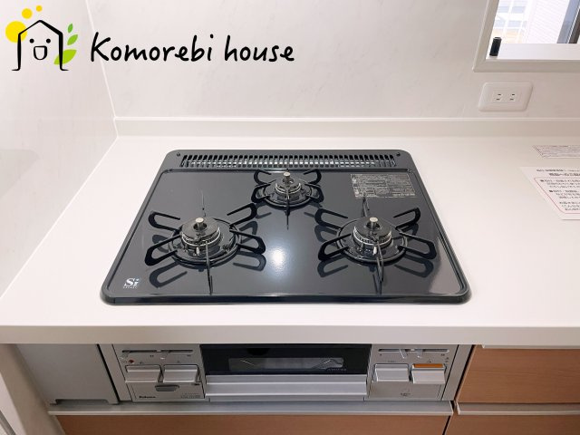 川島町下伊草　新築一戸建て　いろどりアイタウン　04のキッチン|お料理しやすいキッチンです