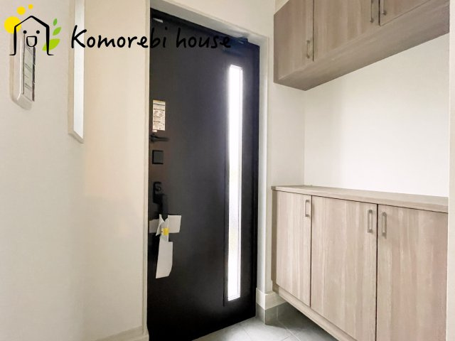 川島町下伊草　新築一戸建て　いろどりアイタウン　04の玄関|きれいな玄関です