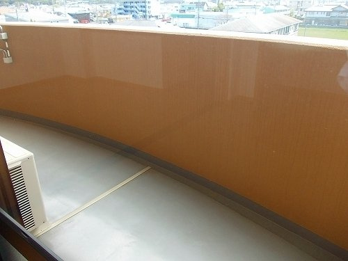 ラフォーレ東山のバルコニー