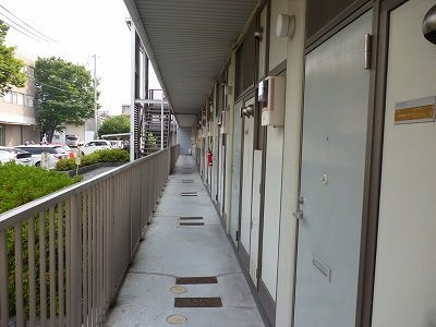 レオパレスＬ’Ａｒｃ　Ｙ’ｓの玄関