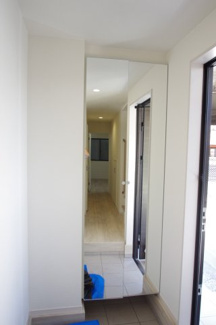 【玄関】 | 【仲介手数料無料！！】府中市分梅町2丁目　新築戸建て（全1棟）1号棟　6499万円