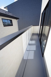 【バルコニー】 | 【仲介手数料無料！！】府中市分梅町2丁目　新築戸建て（全1棟）1号棟　6499万円