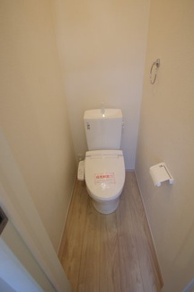 【トイレ】 | 【仲介手数料無料！！】府中市分梅町2丁目　新築戸建て（全1棟）1号棟　6499万円 | 2階トイレ