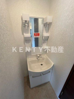 【洗面所】 | 西六郷3丁目戸建て | 広い洗面スペース