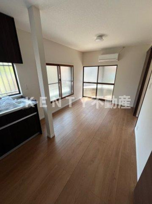 【居間・リビング】 | 西六郷3丁目戸建て | 居間です