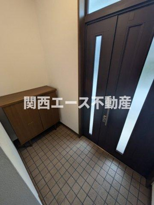 【玄関】 | 泉町１丁目貸家