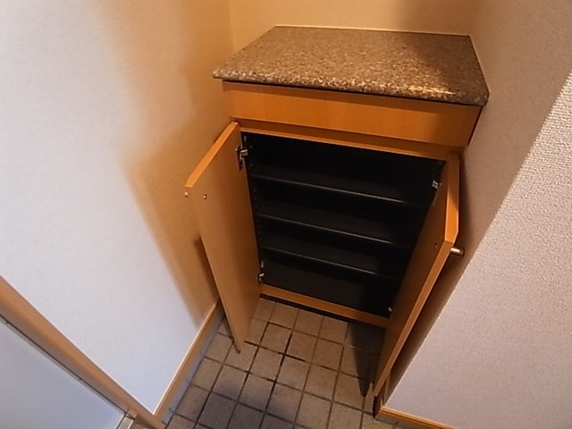 神戸市北区鈴蘭台東町２丁目のアパート