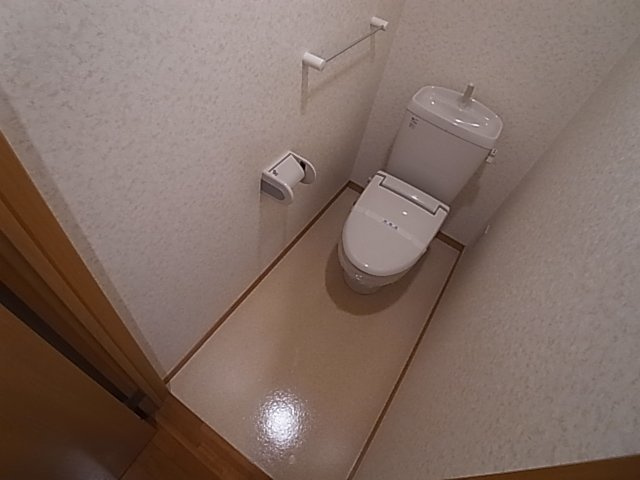 神戸市北区鈴蘭台東町２丁目のアパートのトイレ