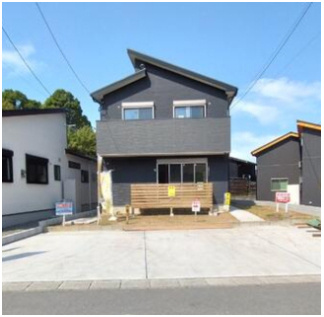 中山町(建物：31.46坪・土地：72.04坪)住宅の画像