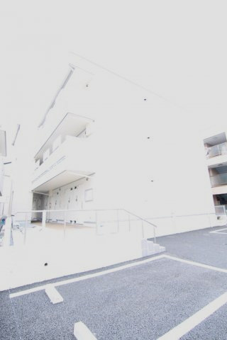 ベルス市川の外観