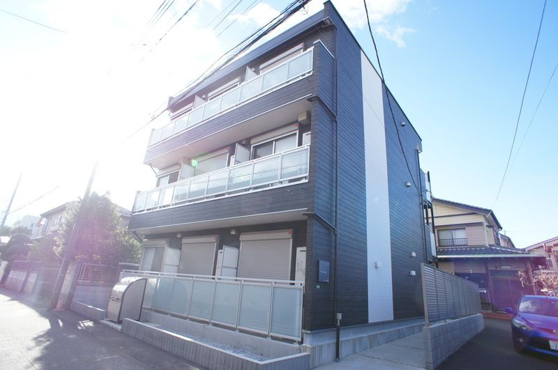 リブリ・ルイフェリスの外観