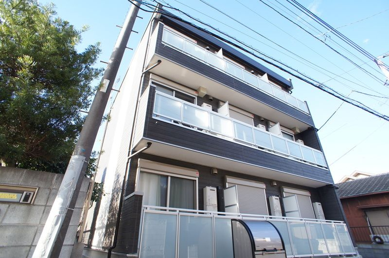 リブリ・ルイフェリスの外観