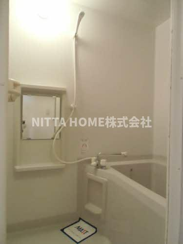 エスト　かわらまちの浴室|清潔感のあるバスルームです(*^^)