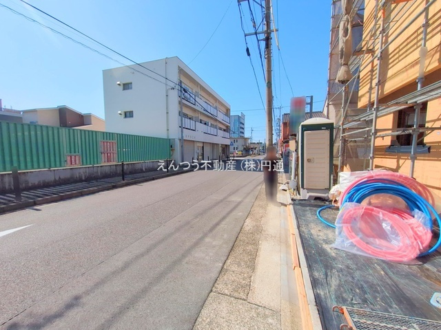 メルディア　姫宮の前面道路含む現地写真