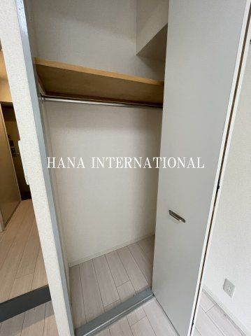 ウィンベルソロ国分寺1の収納|※別号室参考写真です