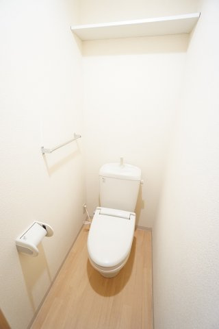 【トイレ】 | ノーベルパーク17 | ※同物件・同タイプの写真です。
