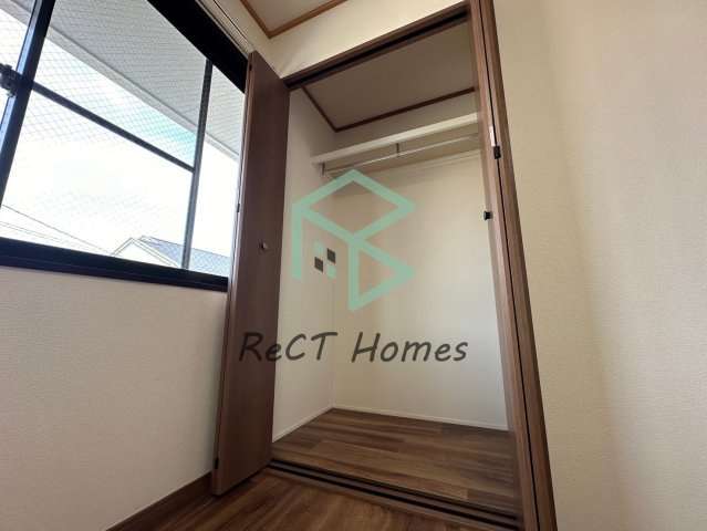 メゾン堀川 A棟の収納