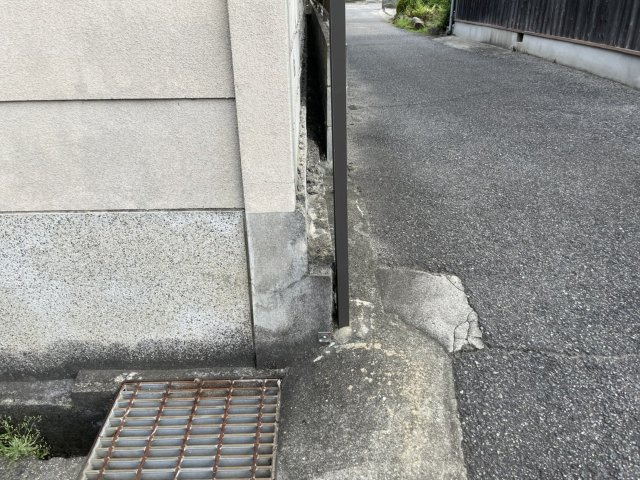 久保田町2丁目　売土地の前面道路含む現地写真