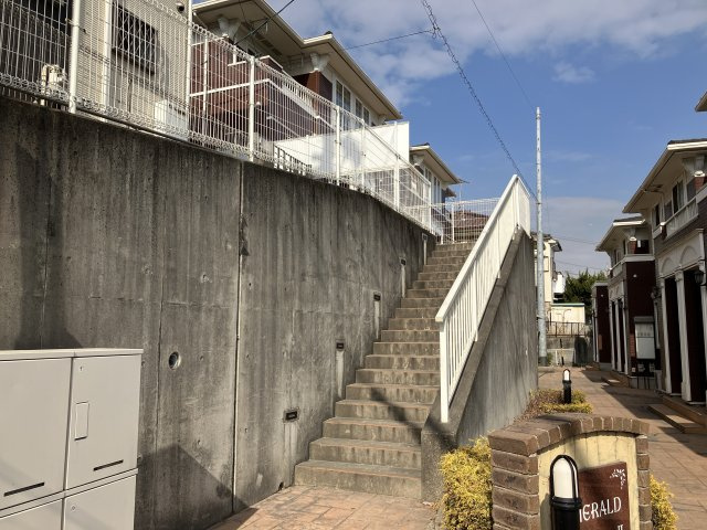 EMERALDⅡのエントランス