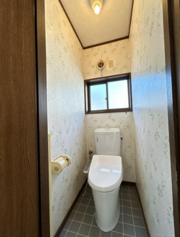 売中古戸建　中央区中沢町のトイレ