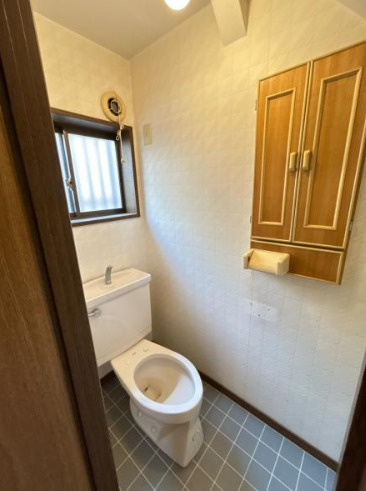 売中古戸建　中央区中沢町のトイレ
